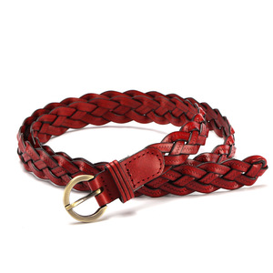 Ceinture en cuir tressé à la main pour femme, style rétro européen et américain, avec boucle ardillon tendance, motif cœur ajouré simple, ceinture décorative pour vêtements - Product Image 2