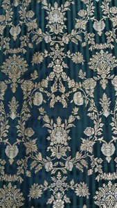 Tissu Jacquard Brocart Polyester Zari Banarasi pour Vêtements, Blazers/Costumes - Soie Dorée - Product Image 2
