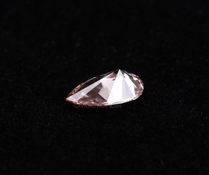 Hot Selling Premium IGI Certified Fancy <b>Pink</b> Laser <b>Drilled</b> Pear Shape Lab Grown Loose Diamond for Jewelry Making - Product Image 3