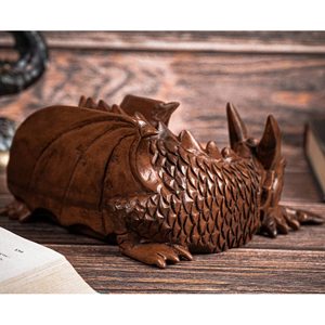 Figura de Dragón de Madera Hecha a Mano, Estatua de Dragón de Madera Sólida, Obra de Arte Decorativa por AYAANS CREATIONS - Product Image 1