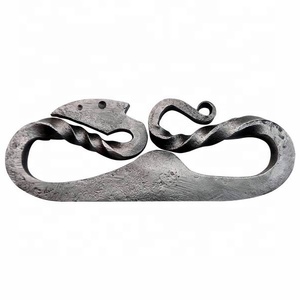 เหล็กจุดไฟแบบวินเทจ ทำมือ งานเหล็กดัดลายไวกิ้ง สำหรับจุดไฟยุคกลาง - Product Image 2