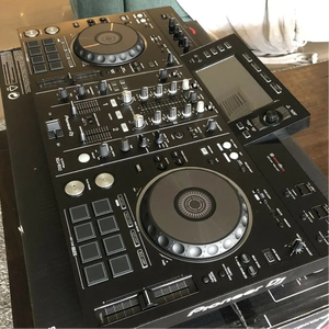 Controlador de DJ Negro, Mezclador de DJ Digital, Consola de Dos Canales para Actuaciones en Clubes y Uso en Estudio - Product Image 1