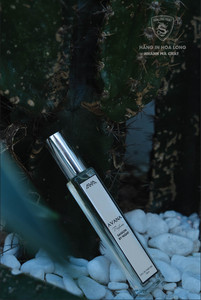 Autocollant en papier avec logo personnalisé, écologique, pelliculage mat, pour l'emballage de bocaux et de bouteilles, fabricant au Vietnam - Product Image 2