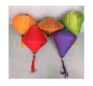 Élégante lanterne suspendue en soie de bambou pour le jardin, la maison, le mariage et les événements spéciaux - Product Image 4