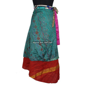 Elegante falda larga reversible de seda mágica de 2 capas para fiesta, hecha con sari de seda reciclado indio, estilo mágico. - Product Image 1