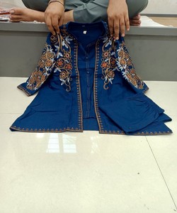 Blue embroidery cotton <b>top</b> Women casual ethnic wear Loose fit all seasons <b>top</b> India Pakistan style SHAGUN 86282 - Product Image 4