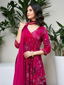 <b>Women</b> Floral Printed Silk Blend Quick Dry <b>Kurta</b> Set Trousers Dupatta V Neck Regular Fit Knee-Length Traditional Indian Pakistani - Product Image 3