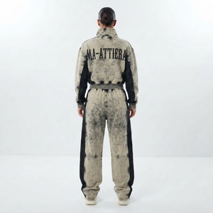 Ensemble de survêtement deux pièces pour femme : veste courte zippée délavée à l'acide et pantalon de survêtement large - Product Image 2