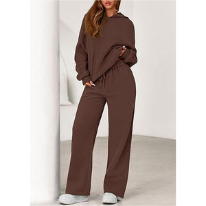 Conjunto Deportivo de Felpa para Mujer, Invierno, Algodón Grueso, Ecológico, Sudadera con Capucha y Pantalones Jogger con Estampado Personalizado, Transpirable, Cálido e Informal - Product Image 1