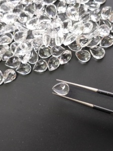 Topacio Blanco Natural 8x6MM Corte Pera, la Mejor Calidad, Piedra Preciosa Suelta Personalizable para Joyería, Red Mountain Gems - Product Image 4