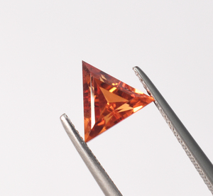 Pierre précieuse en saphir orange Fanta de laboratoire, taille trillion, 10 mm, corindon véritable, pierre pyramidale créée en laboratoire - Product Image 4
