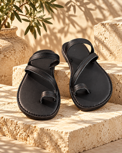 Sandales unisexes légères en cuir noir de qualité supérieure avec boucle d'orteil et triple sangle, décontractées, pour l'extérieur, à bout ouvert, chaussures d'été, tailles 2-11 - Product Image 1