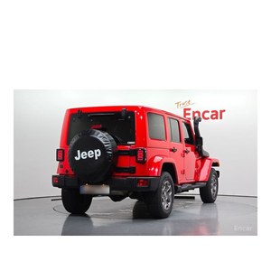 Jeep Wrangler 3.6 Sahara 2017, 4 Puertas, Emisión Euro V, Transmisión Automática, Asientos de Cuero, Cámara Trasera, con 52,334 km - Product Image 2