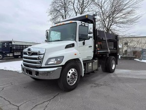 Camión Tractor de 10 Ruedas de Grado Industrial 6x4, Cabeza Tractora Diésel para Transporte Pesado en Construcción, Minería y Logística - Product Image 3