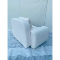 Fauteuil U contemporain à une place, structure en bois d'ingénierie, revêtement en bouclette, rembourrage en mousse haute densité pour chambre d'hôtes