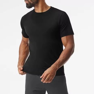 T-shirt en tricot noir pour homme, coupe slim, manches courtes, col rond, couleur unie, basique, décontracté - Product Image 3