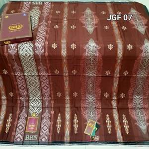 Sarong Lungi BHS de Indonesia, Excelente Calidad, Dorado, Mercerizado JGF, Transpirable, Elegante, Corte Holgado para Hombre - Product Image 3
