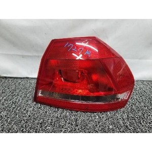 Luz Trasera Derecha Usada para Passat - Product Image 1