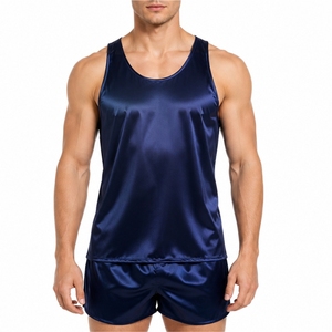 Conjunto de Camiseta sin Mangas y Pantalones Cortos de Satén para Hombre, Tela con Acabado Satinado Suave, Material Ligero y Transpirable, Ajuste Cómodo y Relajado, Estilo Moderno - Product Image 1