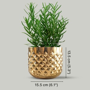 Vase de table moderne finition or, design géométrique, fait main, diamètre 15,5 cm, hauteur 13,5 cm, bol décoratif - Product Image 1