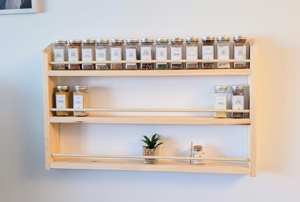 Estante de Especias de Madera Maciza 2026, Organizador de Pared para Cocina, Soporte Duradero para Especias de Madera para el Hogar, Despensa y Área de Cocina - Product Image 3