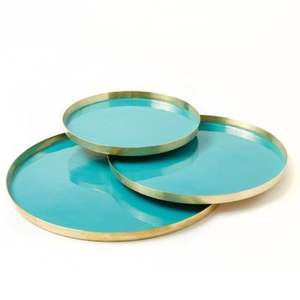 Plateau en métal émaillé de luxe style moghol |   Assiette de service décorative à motifs floraux |   Plateau décoratif artisanal fait main pour la maison, plateau en gros - Product Image 4