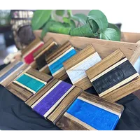 Sous-verre en résine époxy avec design artistique fait main, écologique, forme carrée, de Casglow Heritage pour la décoration de la maison et de la table