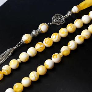 Perles de prière islamiques de luxe faites à la main, rondes, en résine jaune et blanche polie, motif géométrique religieux Ramadan HASAN CRAFT - Product Image 2