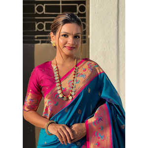 Sari de Seda Paithani Yeola con Tejido Zari Azul de Elite Weaves, con Contraste Meenakari, Elegante para Vestidos de Noche - Product Image 2