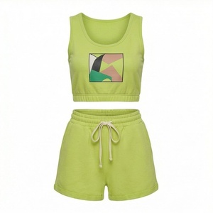 Conjunto de 2 piezas verde lima para mujer, top corto sin mangas con estampado geométrico y pantalones cortos con cordón, ropa informal para primavera y verano - Product Image 1