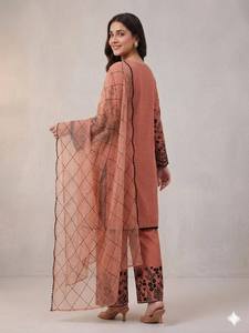 Robe traditionnelle indienne pakistanaise pour femmes en rayonne, longueur cheville, avec broderie noire, tenue décontractée, coupe ample - Product Image 2
