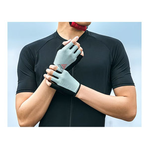 Outdoors Sports <b>Gloves</b> Summer <b>Thin</b> Breathable Anti-skid Reflective Logo Cycling <b>Gloves</b> - Product Image 2