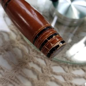 Ensemble d'outils de bar à manches en bois faits à la main avec support métallique design, parfait pour les bars à domicile, la présentation et l'accueil des invités, en provenance d'Inde. - Product Image 6