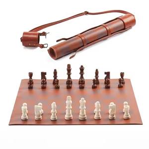Jeu de backgammon portable en cuir PU écologique de haute qualité avec logo personnalisé pour les tournois, utilisation unisexe - Product Image 1