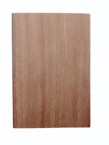 Sections de bois dur IPE rectangulaires pour la construction de terrasses, revêtements de sol extérieurs, menuiserie structurelle et travaux de menuiserie sur mesure - Product Image 1