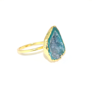 Anillo Clásico Minimalista con Piedra Única de Geoda Natural, Chapado en Oro de 22K, Joyería de Latón al por Mayor para Mujeres y Niñas - Product Image 2