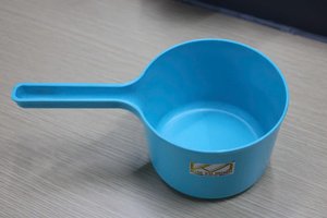 Louches d'eau en plastique PP en gros poignée souple, légères et durables pour la cuisine et la salle de bain - Product Image 2