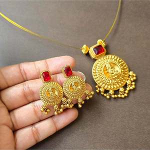 Red Alloy Gold Plated Oxidized Polish Antique Lakshmi Pendant Casual Fashion Hinduism India Necklace - Product Image 1
