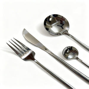 Juego de Cubiertos de Alta Gama con Acabado de Cobre, Cubiertos Metálicos Duraderos para Bodas y Hoteles, Cubiertos Decorativos para Mesa - Product Image 6