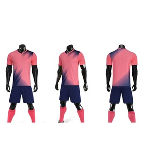 Venta al por mayor de uniformes de fútbol para hombres camisetas de fútbol 100% de poliéster transpirable uniformes de fútbol conjunto con kits de sublimación - Product Image 2