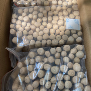 Jouet à mâcher en bois de café naturel du Vietnam pour animaux agressifs, favorisant des activités de jeu quotidiennes stimulantes - Product Image 5