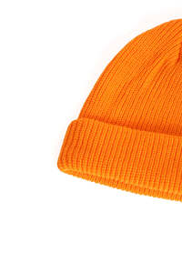 Bonnet élégant en tricot avec revers plié pour hommes et femmes, en acrylique chaud, idéal pour l'hiver, les voyages, le style décontracté et le streetwear - Product Image 3