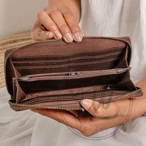 Bolso de mano de cuero genuino para mujer de alta calidad y billetera Diseño largo de moda con patrón de paisaje Monedero para mujer - Product Image 2