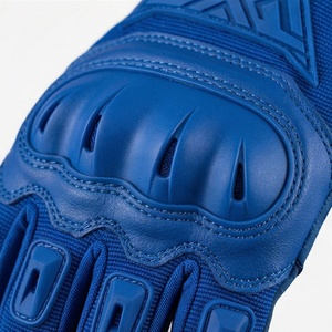 Equipo de Motocicleta de Cuero Personalizado para Invierno, Accesorios Transpirables para Conducir al Aire Libre con Características de Vestimenta Moderna - Product Image 4