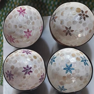 Tazón de Cáscara de Coco Natural Pintado a Mano con Incrustaciones de Madreperla, Diseño Personalizado, Hecho a Mano, Ecológico, Decorativo, Proveedor de Exportación - Product Image 2