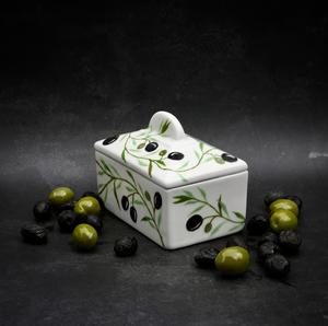 Recipiente para Mantequilla con Tapa, Diseño de Patrón de Olivas, Acabado Liso y Elegante, para Servir en la Mesa de la Cocina o el Comedor - Product Image 1