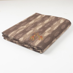 Nouvel arrivage traditionnel de tissu en coton imprimé floral Dabu pour vêtements de garçons, sacs, rideaux et jouets - Product Image 3