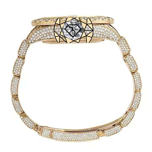 Montre de luxe en acier inoxydable plaqué or jaune massif avec cadran en verre et diamants de laboratoire, mouvement à quartz analogique, fermoir papillon pour femme - Product Image 4