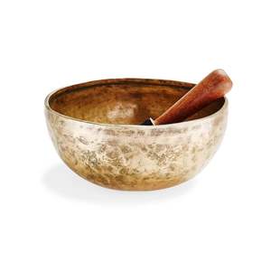 Bol chantant classique en laiton de l'Himalaya, conçu pour la relaxation, la pleine conscience, la pratique du yoga, la guérison spirituelle et la thérapie vibratoire - Product Image 6