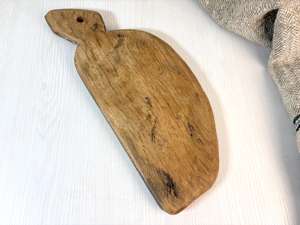 Tabla de cortar de madera vintage con asa, estilo rústico, de madera maciza, para decoración de cocina, hogar o exhibición en cafetería - Product Image 2